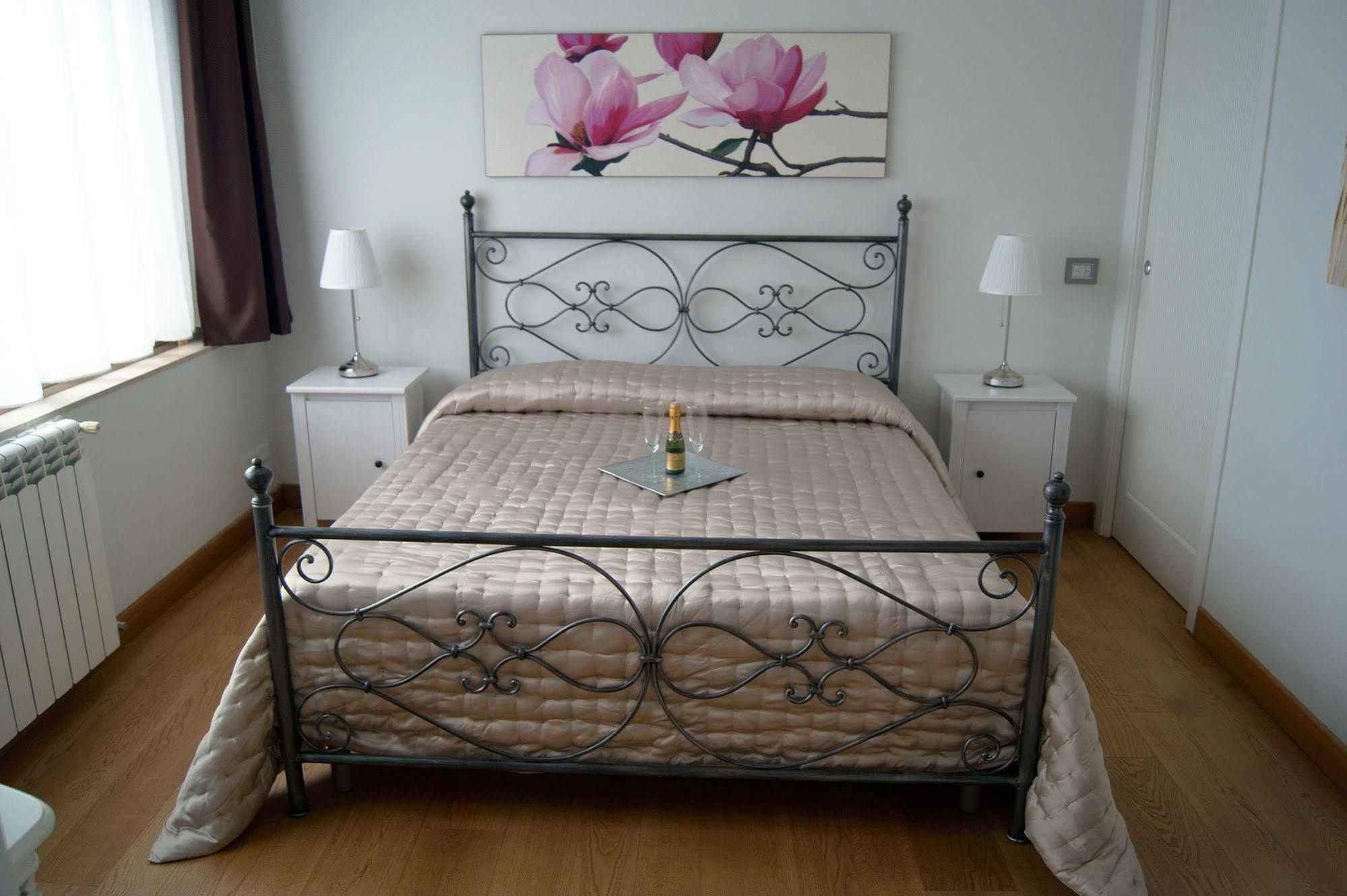 Baia Di Ognina Bed & Breakfast Aeroporto di Catania Fontana Rossa